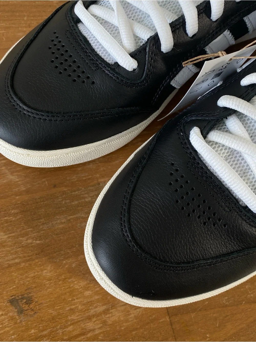 adidas low top